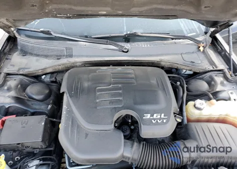 2019 Chrysler 300 Limited из США, поврежденный, VIN 2C3CCAEG4KH683095